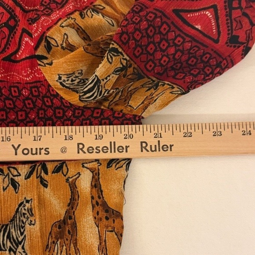 Notations Petite PM Blouse Red Orange Safari Giraffe Zebra Rayon Short Sleeve - Picture 7 of 9